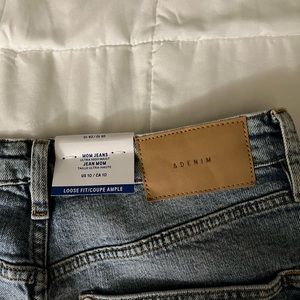 Mom Loose Fit Ultra High Jeans